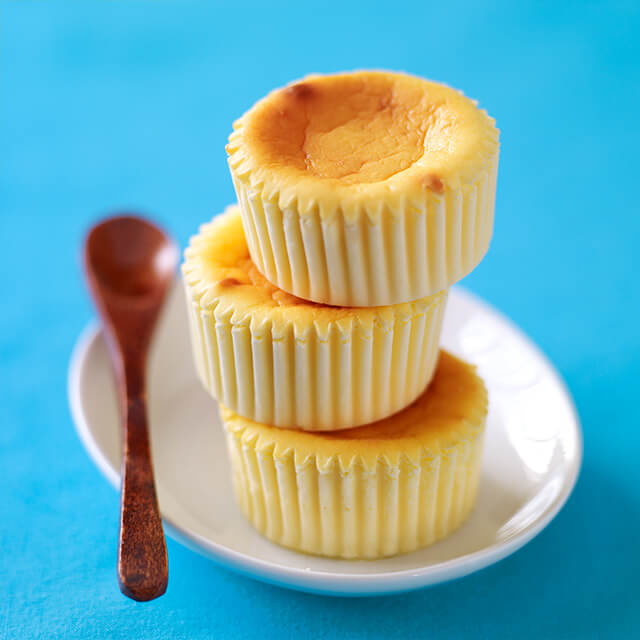 わずか76分で1,000個を完売した「神戸半熟チーズケーキ」